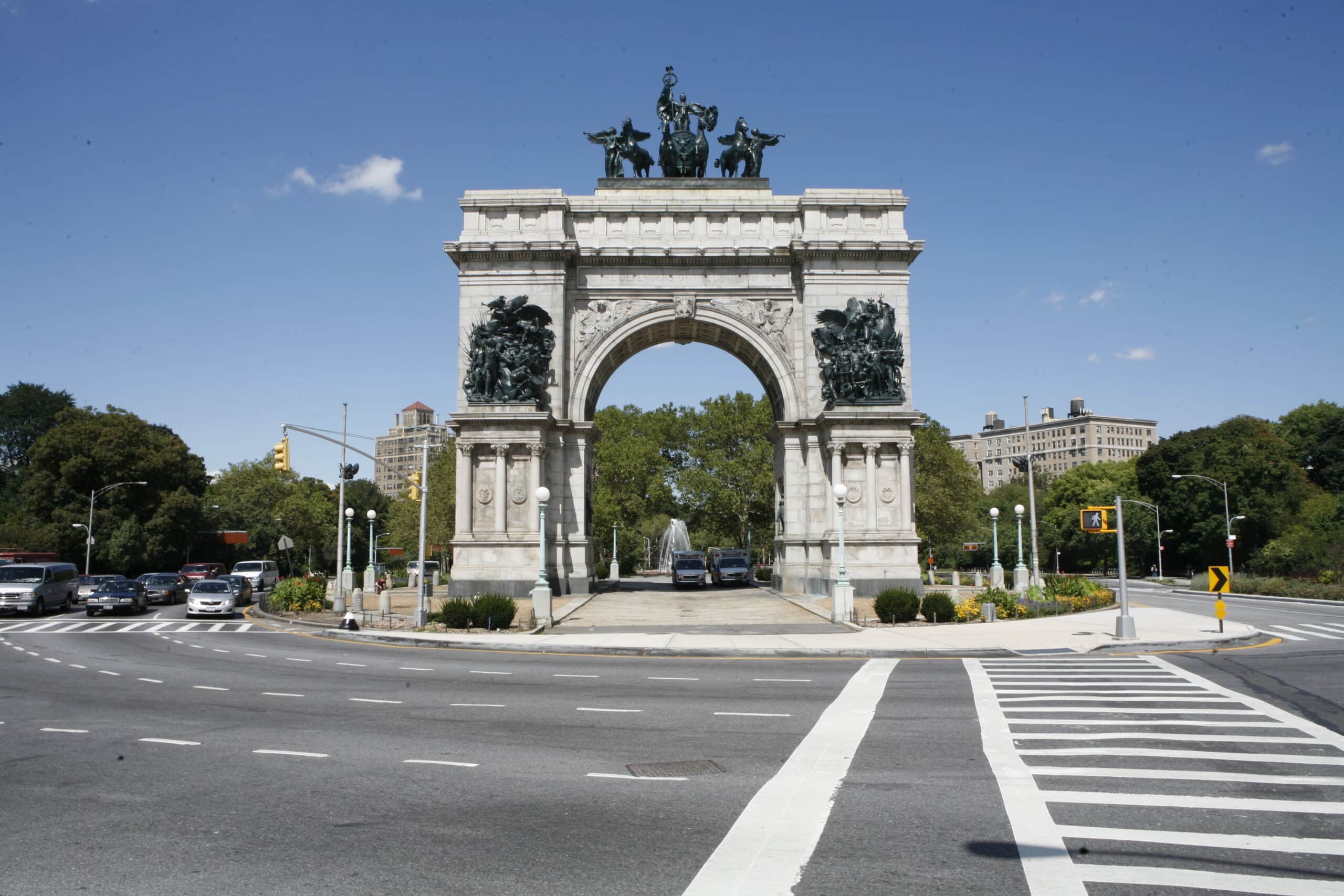 Grand Army Plaza Arch Tour