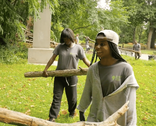 Woodlands Youth Crew Volunteer