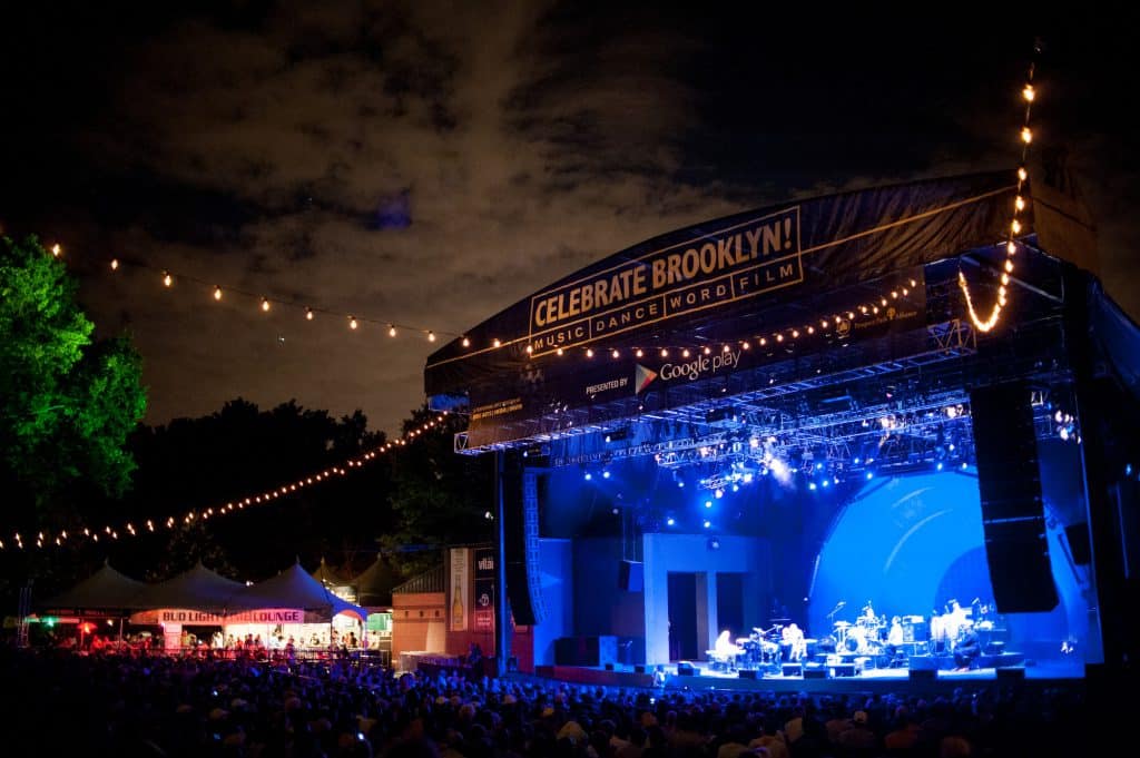 Celebrate Brooklyn, Stage + Crowd